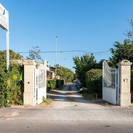 A Otranto Фермерский дом